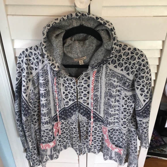 Asymmetrical Zip Up Hoodie ! - Picture 5 of 6